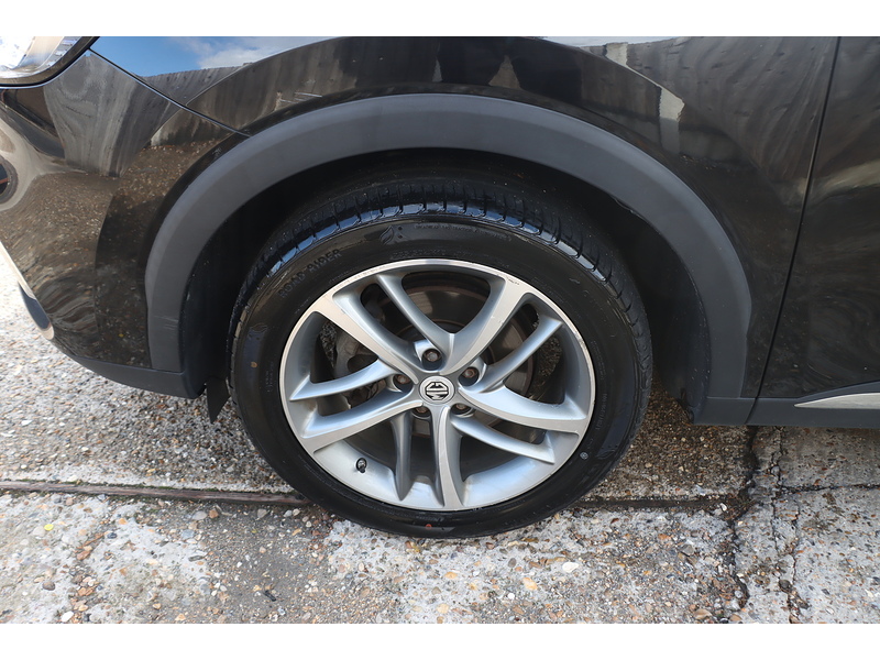 MG 1.5 T-GDI Excite SUV 5dr Petrol DCT Euro 6 (s/s) (162 ps) 72-74 Mitcham Road