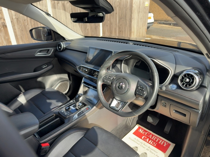 MG 1.5 T-GDI Excite SUV 5dr Petrol DCT Euro 6 (s/s) (162 ps) 72-74 Mitcham Road