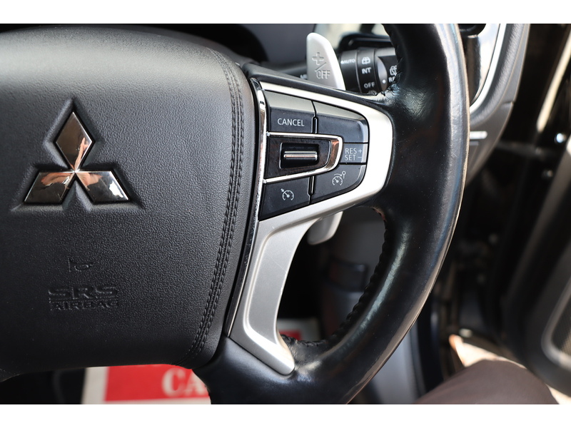 Mitsubishi 2.0h 12kWh 4h SUV 5dr Petrol Plug-in Hybrid CVT 4WD Euro 6 (s/s) (200 ps) 72-74 Mitcham Road