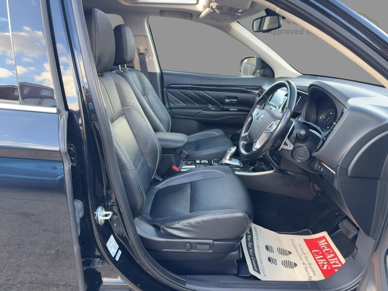 Mitsubishi 2.0h 12kWh 4h SUV 5dr Petrol Plug-in Hybrid CVT 4WD Euro 6 (s/s) (200 ps) 72-74 Mitcham Road