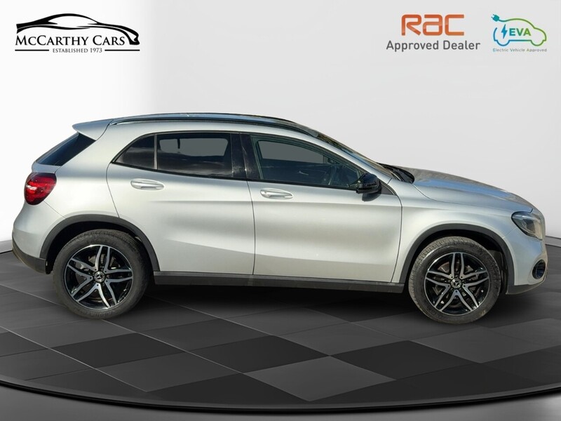 Mercedes-Benz 1.6 GLA180 GPF Urban Edition SUV 5dr Petrol 7G-DCT Euro 6 (s/s) (122 ps) 72-74 Mitcham Road