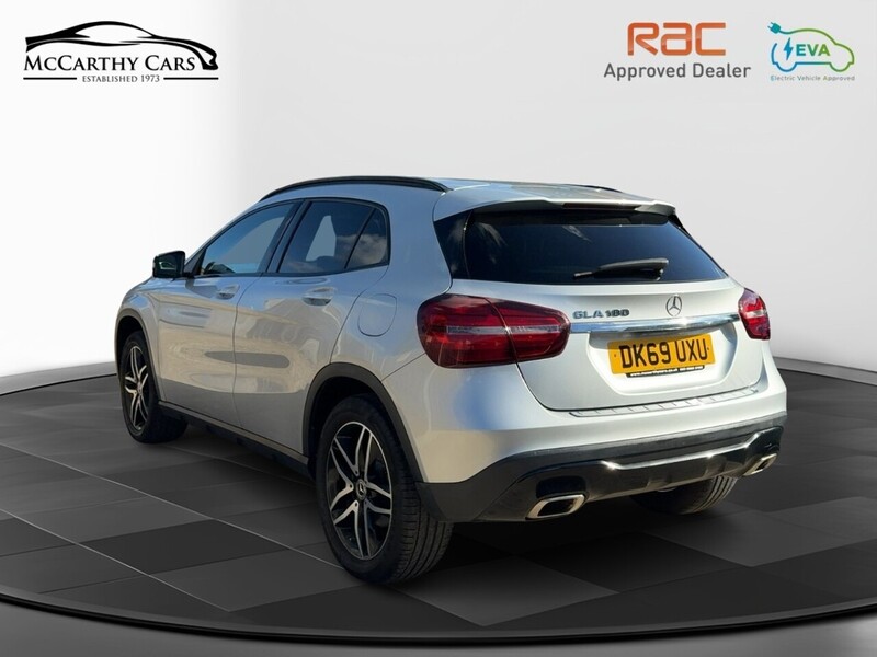 Mercedes-Benz 1.6 GLA180 GPF Urban Edition SUV 5dr Petrol 7G-DCT Euro 6 (s/s) (122 ps) 72-74 Mitcham Road