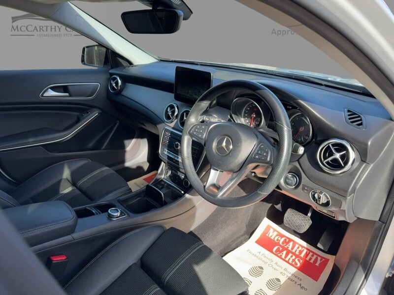 Mercedes-Benz 1.6 GLA180 GPF Urban Edition SUV 5dr Petrol 7G-DCT Euro 6 (s/s) (122 ps) 72-74 Mitcham Road