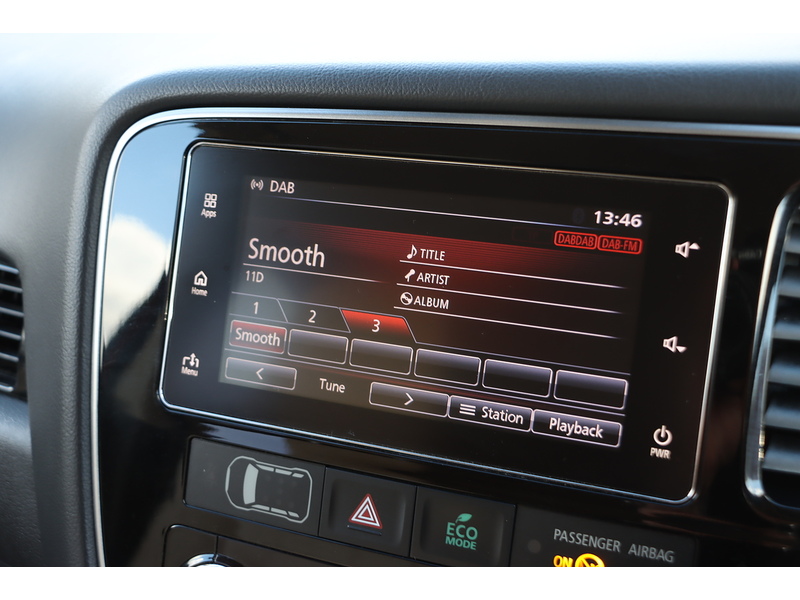 Mitsubishi 2.0h 12kWh 5hs SUV 5dr Petrol Plug-in Hybrid CVT 4WD Euro 6 (s/s) (200 ps) 72-74 Mitcham Road