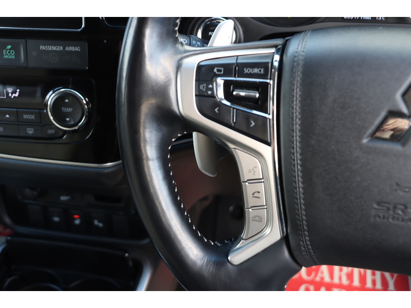 Mitsubishi 2.0h 12kWh 5hs SUV 5dr Petrol Plug-in Hybrid CVT 4WD Euro 6 (s/s) (200 ps) 72-74 Mitcham Road