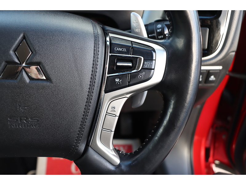 Mitsubishi 2.0h 12kWh 5hs SUV 5dr Petrol Plug-in Hybrid CVT 4WD Euro 6 (s/s) (200 ps) 72-74 Mitcham Road
