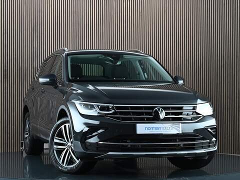Volkswagen Tiguan 1.5 TSI Elegance SUV 5dr Petrol DSG Euro 6 (s/s) (150 ps)