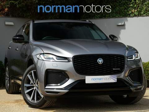 Jaguar F-PACE 2.0 D200 MHEV R-Dynamic Black SUV 5dr Diesel Auto AWD Euro 6 (s/s) (204 ps)