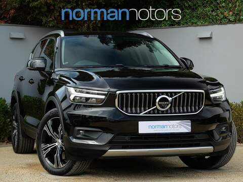 Volvo XC40 2.0h T8 Recharge 11.6kWh Inscription Saloon 4dr Petrol Plug-in Hybrid Auto AWD Euro 6 (s/s) (390 ps) Saloon Automatic Petrol Plug-in Hybrid