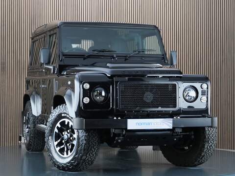 Land Rover Defender 90 1.5 P300e 12.2kWh R-Dynamic HSE SUV 5dr Petrol Plug-in Hybrid Auto 4WD Euro 6 (s/s) (309 ps)