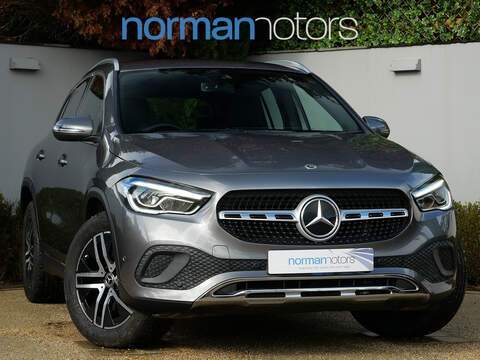 Mercedes-Benz GLA 1.3 GLA250e 15.6kWh Exclusive Edition (Premium Plus) SUV 5dr Petrol Plug-in Hybrid 8G-DCT Euro 6 (s/s) (218 ps) SUV Automatic Petrol Plug-in Hybrid