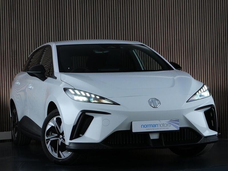 2022 MG MG4 64kWh SE Long Range Hatchback 5dr Electric Auto (203 ps) photo
