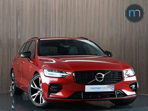 Volvo V60 2.0 B4 MHEV Momentum Estate 5dr Petrol Hybrid Auto Euro 6 (s/s) (197 ps)