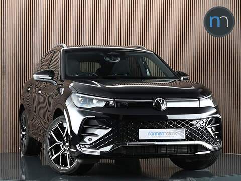 Volkswagen Tiguan 1.5h T5 Twin Engine Recharge 10.7kWh R-Design Pro SUV 5dr Petrol Plug-in Hybrid Auto Euro 6 (s/s) (262 ps)