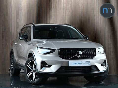 Volvo XC40 2.0 B5 MHEV Inscription Pro SUV 5dr Petrol Hybrid Auto AWD Euro 6 (s/s) (250 ps)