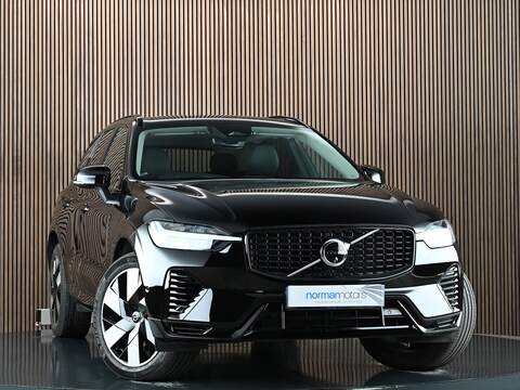 Volvo XC60 2.0 B5 MHEV Inscription Pro SUV 5dr Petrol Hybrid Auto AWD Euro 6 (s/s) (250 ps)