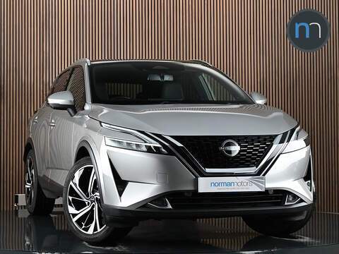 Nissan Qashqai dCi Tekna SUV 1.6 Automatic Diesel