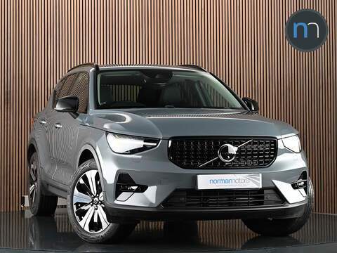 Volvo XC40 2.0 T4 Inscription SUV 5dr Petrol Auto AWD Euro 6 (s/s) (190 ps) SUV Automatic Petrol