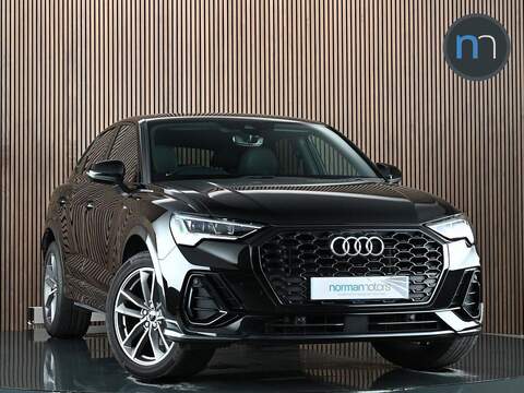 Audi Q3 1.5 TFSI CoD 35 Black Edition SUV 5dr Petrol S Tronic Euro 6 (s/s) (150 ps)