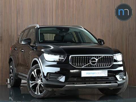 Volvo XC40 2.0 B5 MHEV Plus SUV 5dr Petrol Hybrid Auto AWD Euro 6 (s/s) (250 ps)