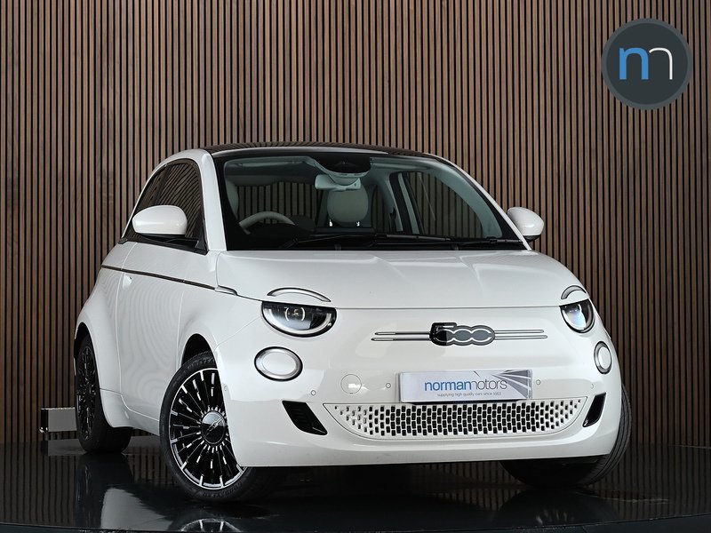 White 2025 Fiat 500 Hatchback Front-wheel drive Automatic