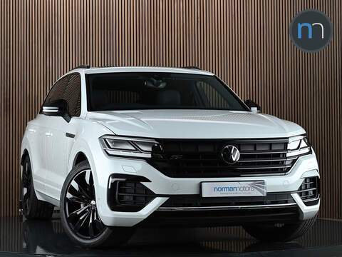 Volkswagen Touareg 1.5 h e-POWER Tekna SUV 5dr Petrol Hybrid Auto e-4ORCE Euro 6 (s/s) (213 ps)