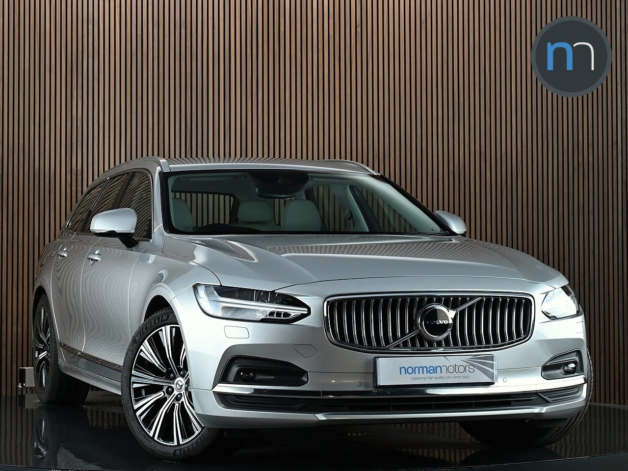 2021 Volvo V90