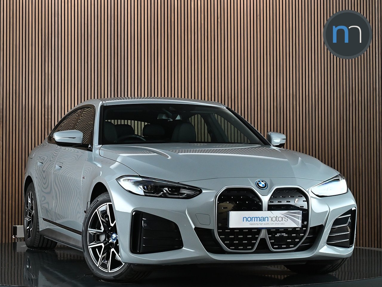 BMW i4