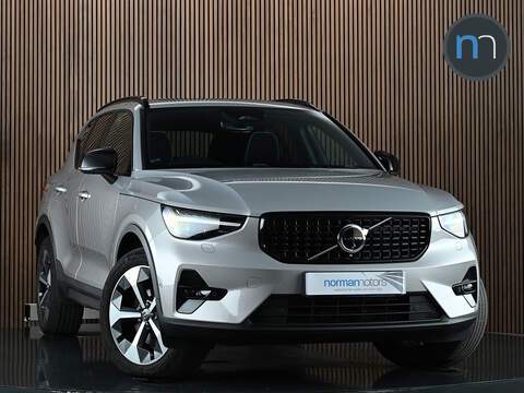 Volvo XC40 2.0 D200 MHEV Edition SUV 5dr Diesel Auto 4WD Euro 6 (s/s) (204 ps)