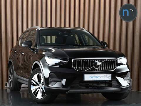 Volvo XC40 2.0 B4 MHEV Inscription Pro SUV 5dr Petrol Hybrid Auto Euro 6 (s/s) (197 ps)
