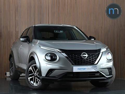 Nissan Juke 2.5 VVT-h GPF Excel SUV 5dr Petrol Hybrid CVT 4WD Euro 6 (s/s) (222 ps)