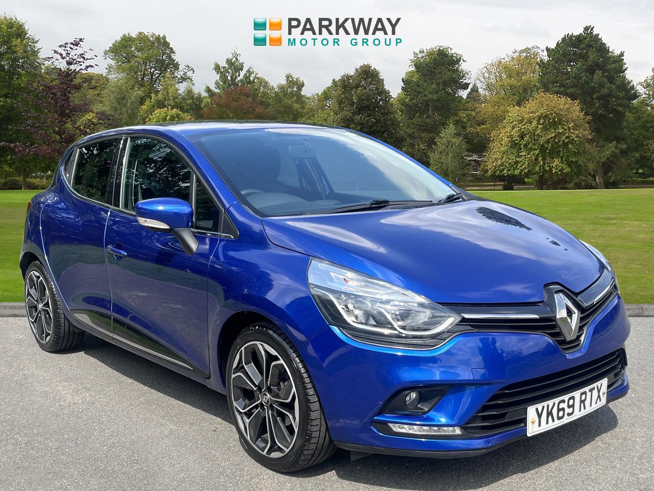 0.9 TCe Iconic Hatchback 5dr Petrol Manual Euro 6 (s/s) (90 ps)