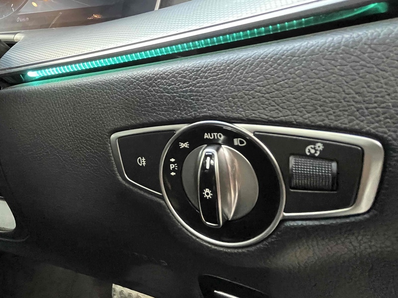 Mercedes-Benz 2.0 E220d AMG Line (Premium Plus) Saloon 4dr Diesel G-Tronic+ 4MATIC Euro 6 (s/s) (194 ps)