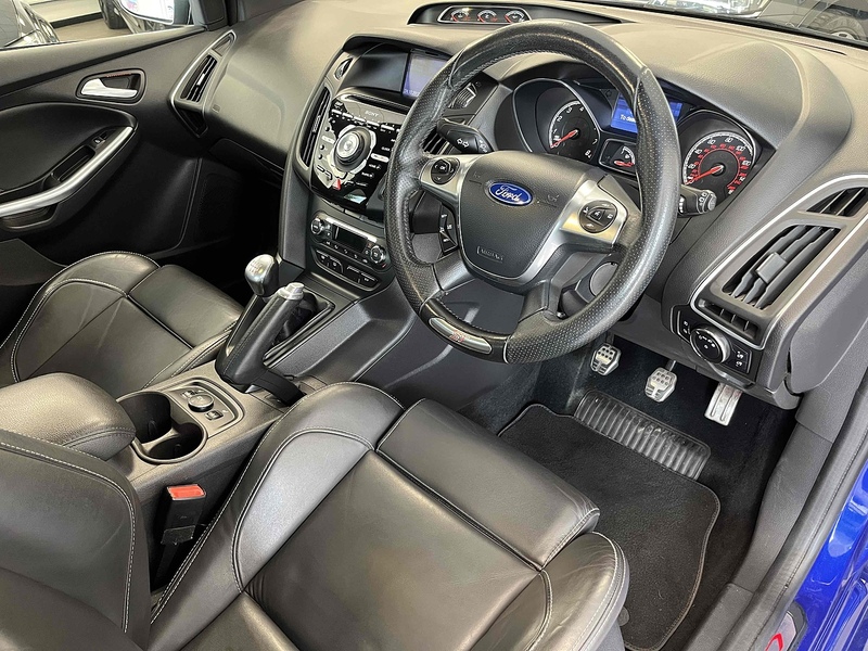 Ford 2.0T EcoBoost ST-3 Hatchback 5dr Petrol Manual Euro 5 (s/s) (250 ps)