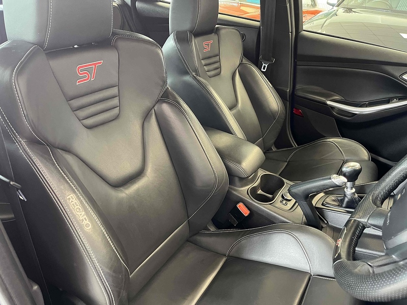 Ford 2.0T EcoBoost ST-3 Hatchback 5dr Petrol Manual Euro 5 (s/s) (250 ps)