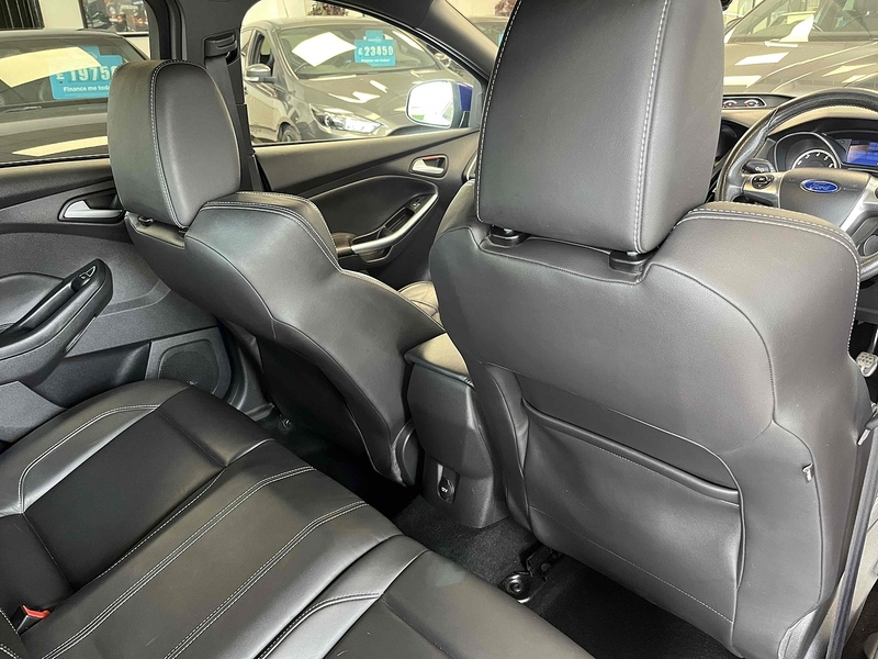 Ford 2.0T EcoBoost ST-3 Hatchback 5dr Petrol Manual Euro 5 (s/s) (250 ps)