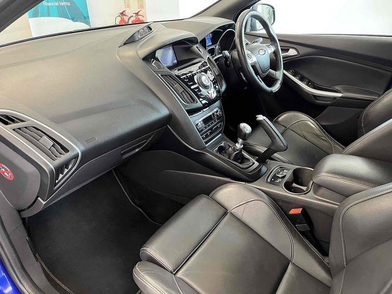 Ford 2.0T EcoBoost ST-3 Hatchback 5dr Petrol Manual Euro 5 (s/s) (250 ps)