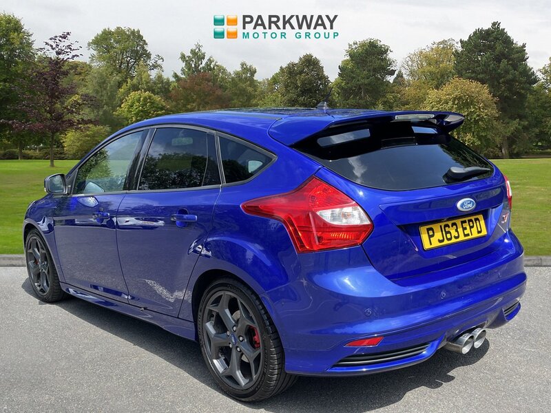Ford 2.0T EcoBoost ST-3 Hatchback 5dr Petrol Manual Euro 5 (s/s) (250 ps)