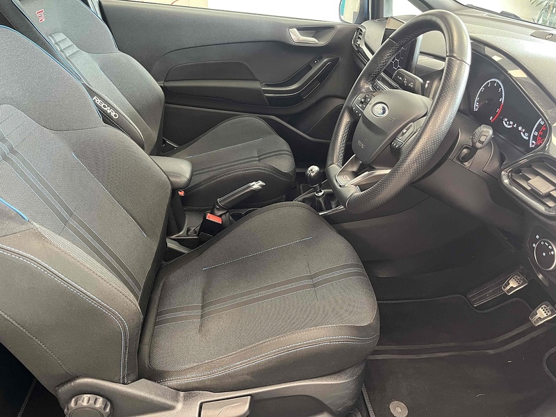Ford 1.5T EcoBoost ST-2 Hatchback 3dr Petrol Manual Euro 6 (s/s) (200 ps)