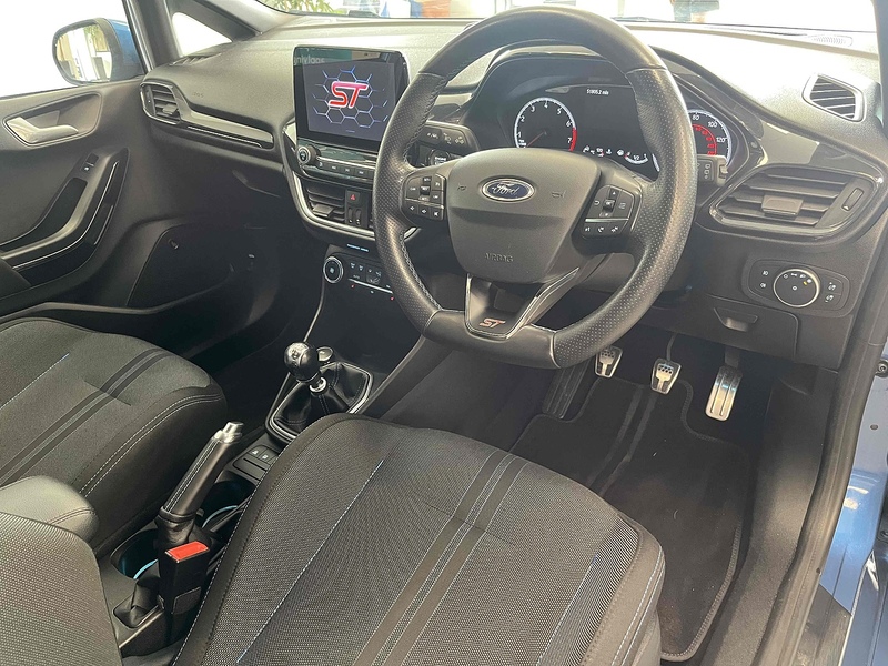 Ford 1.5T EcoBoost ST-2 Hatchback 3dr Petrol Manual Euro 6 (s/s) (200 ps)
