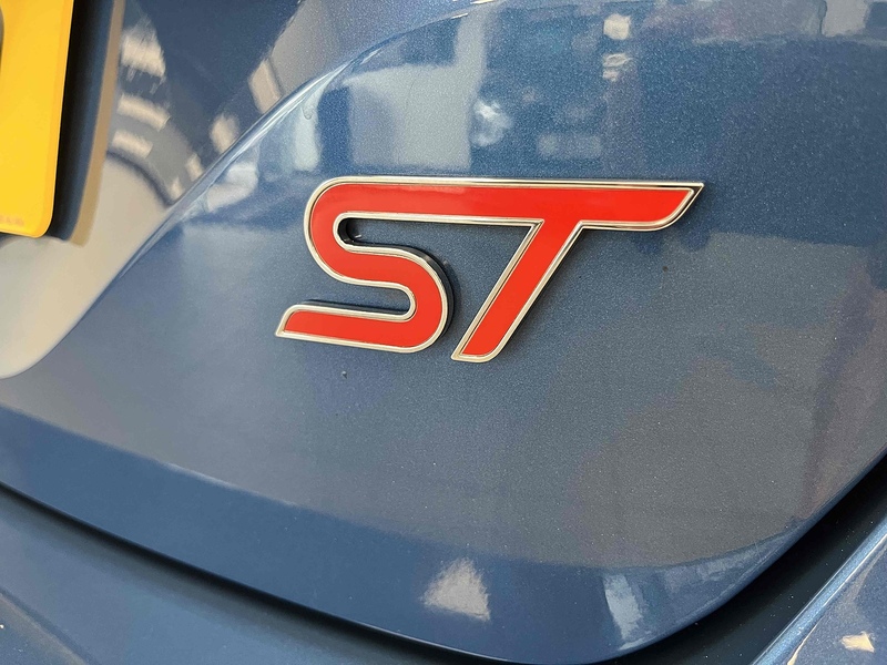 Ford 1.5T EcoBoost ST-2 Hatchback 3dr Petrol Manual Euro 6 (s/s) (200 ps)
