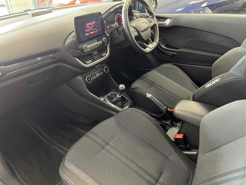 Ford 1.5T EcoBoost ST-2 Hatchback 3dr Petrol Manual Euro 6 (s/s) (200 ps)