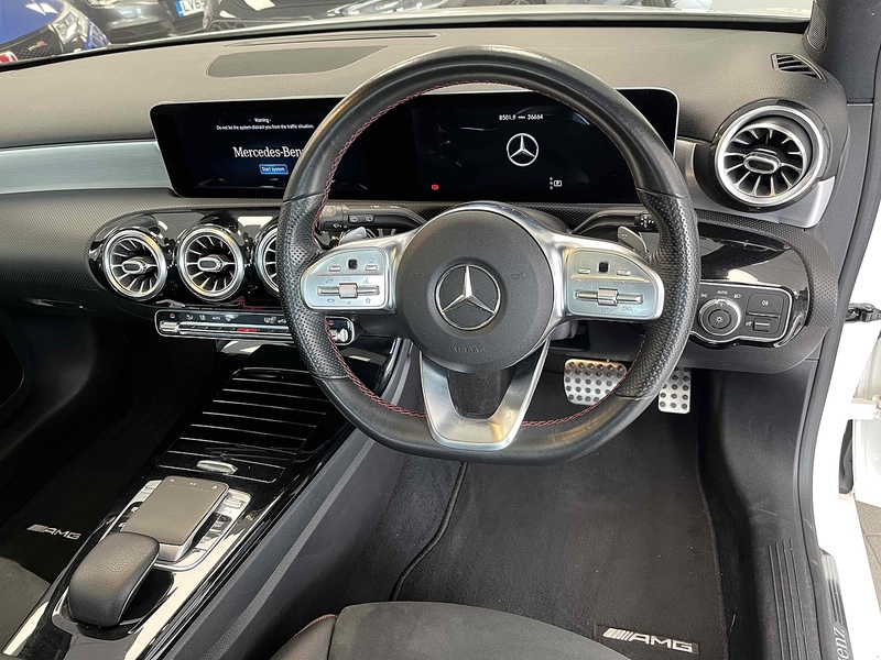 Mercedes-Benz 1.5 A180d AMG Line (Premium Plus) Hatchback 5dr Diesel 7G-DCT Euro 6 (s/s) (116 ps)