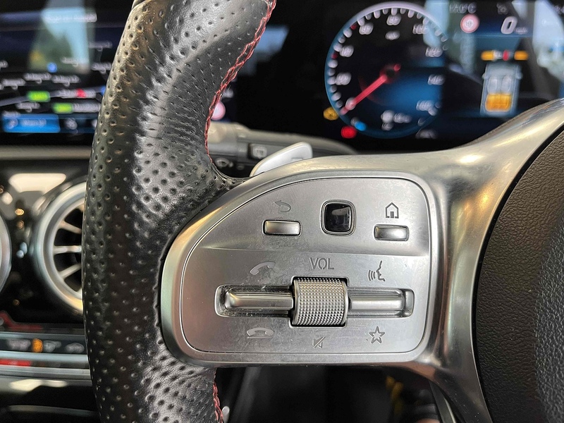 Mercedes-Benz 1.5 A180d AMG Line (Premium Plus) Hatchback 5dr Diesel 7G-DCT Euro 6 (s/s) (116 ps)