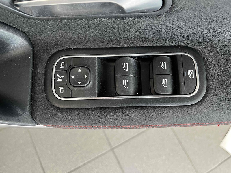 Mercedes-Benz 1.5 A180d AMG Line (Premium Plus) Hatchback 5dr Diesel 7G-DCT Euro 6 (s/s) (116 ps)