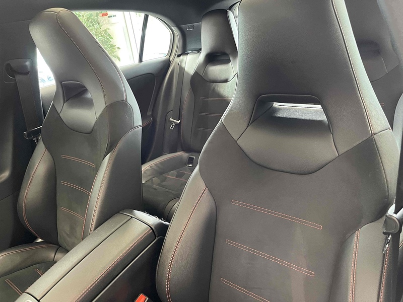 Mercedes-Benz 1.5 A180d AMG Line (Premium Plus) Hatchback 5dr Diesel 7G-DCT Euro 6 (s/s) (116 ps)