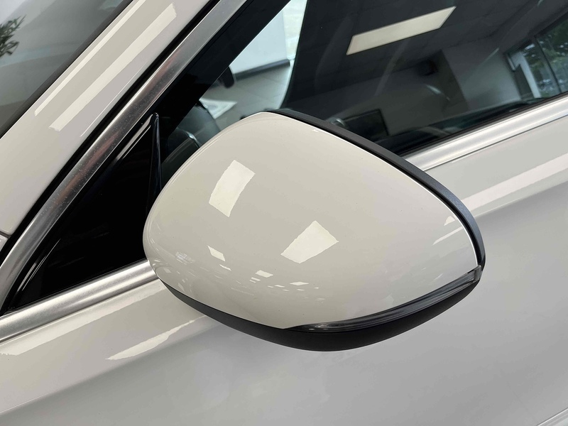 Mercedes-Benz 1.5 A180d AMG Line (Premium Plus) Hatchback 5dr Diesel 7G-DCT Euro 6 (s/s) (116 ps)