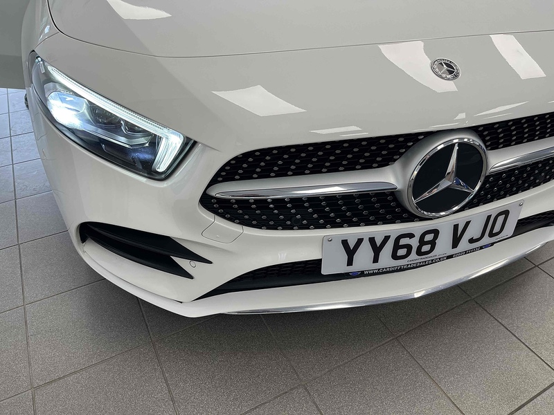 Mercedes-Benz 1.5 A180d AMG Line (Premium Plus) Hatchback 5dr Diesel 7G-DCT Euro 6 (s/s) (116 ps)