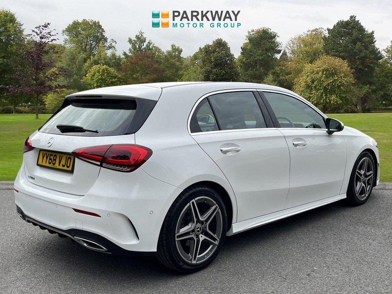 Mercedes-Benz 1.5 A180d AMG Line (Premium Plus) Hatchback 5dr Diesel 7G-DCT Euro 6 (s/s) (116 ps)