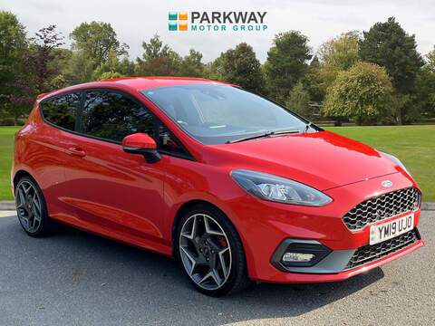 1.5T EcoBoost ST-2 Hatchback 3dr Petrol Manual Euro 6 (200 ps)